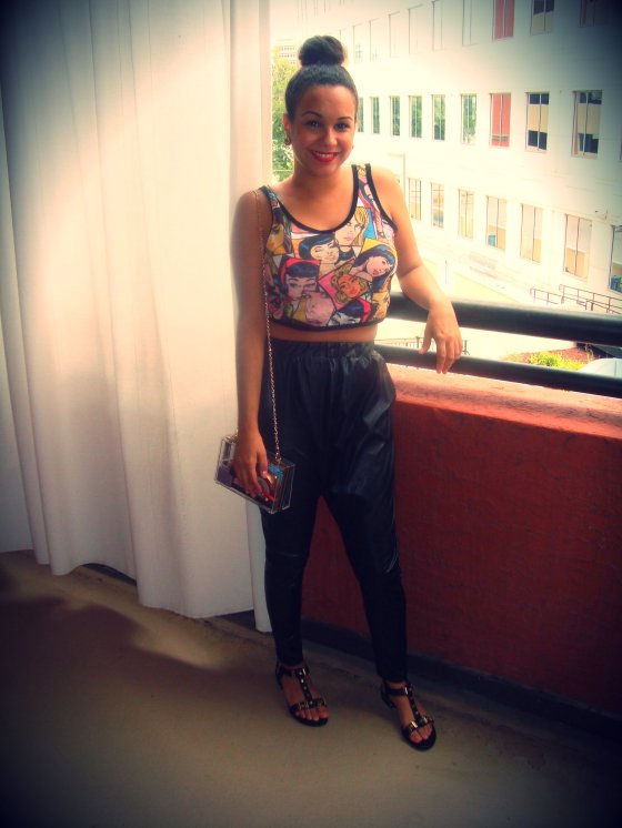 faux elather edgy looks sandals crop top