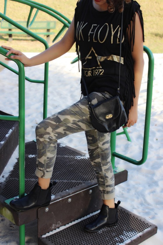 cross body bag, camp, forever 21, boots, target, combat, pink floyd